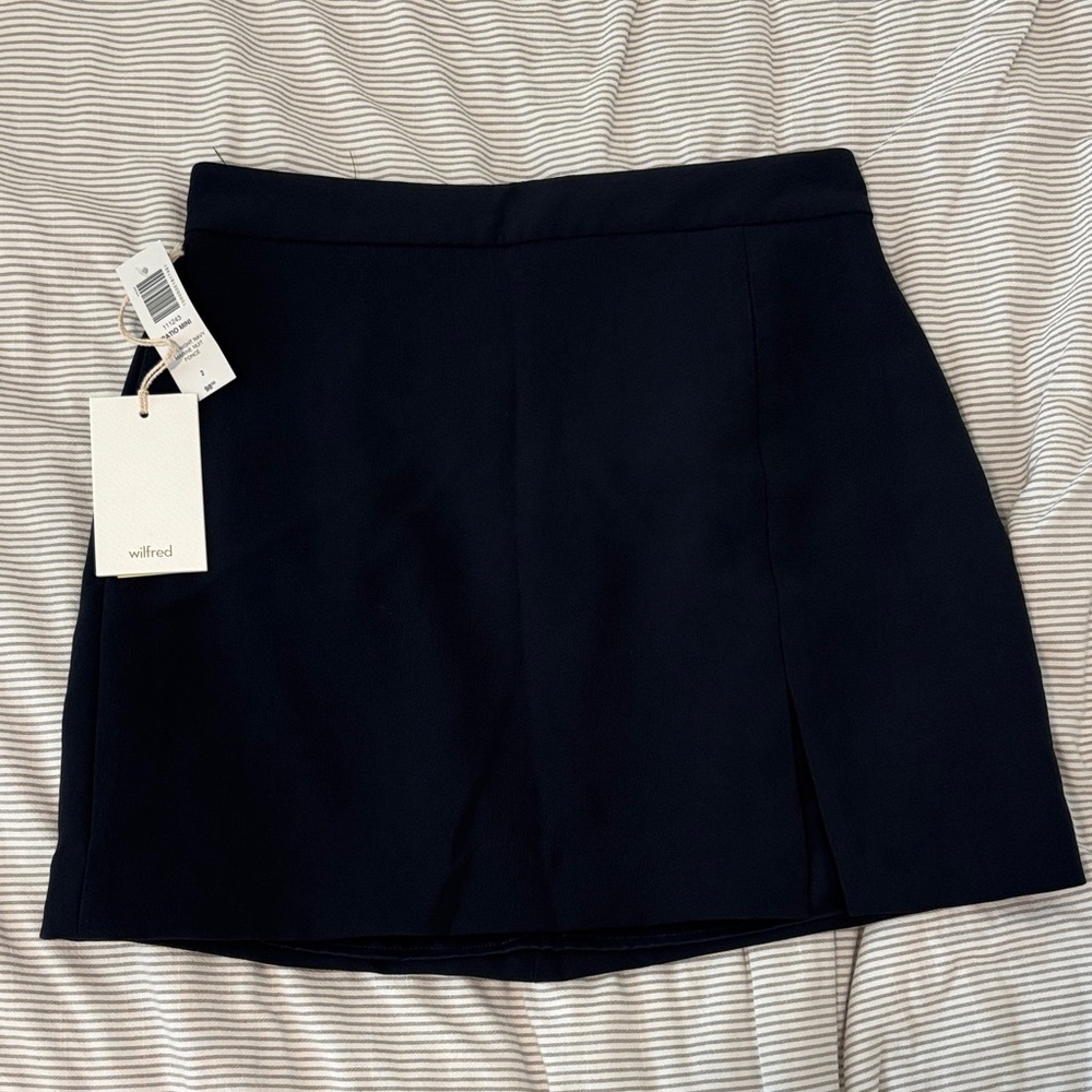 Aritzia Wilfred Dark Night Navy Patio Mini Skirt